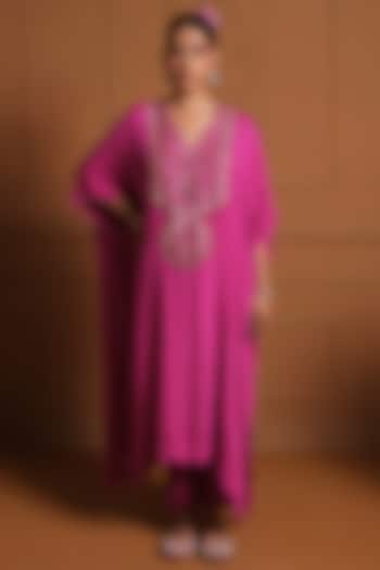 Pink Crepe Mirror Embellished Kaftan Set by Sonia Khatri at Pernia's Pop Up Shop