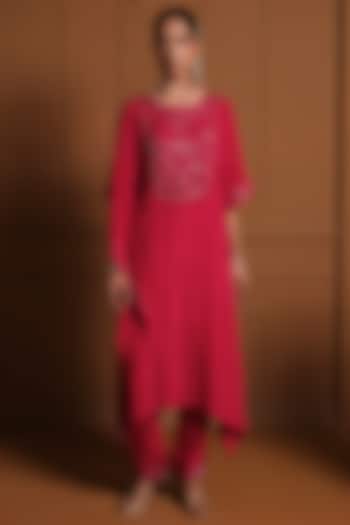 Red Chiffon Floral Threadwork Embroidered High-Low Kaftan Set by Sonia Khatri at Pernia's Pop Up Shop