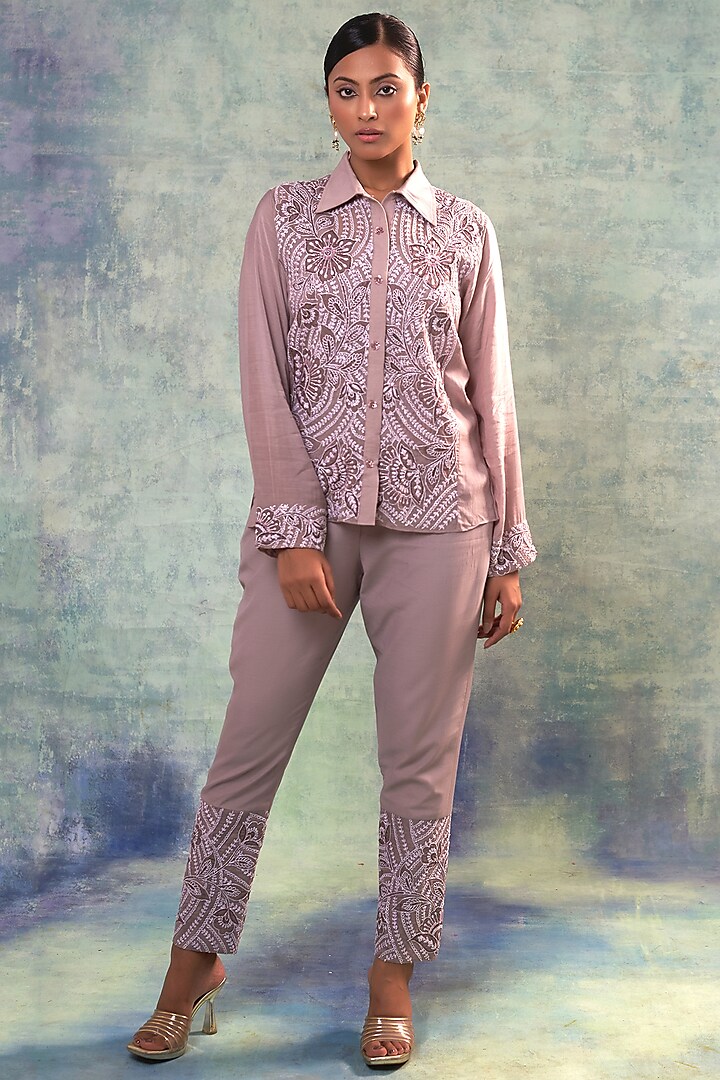Mauve Muslin Applique Work Co-Ord Set by Sonia Khatri at Pernia's Pop Up Shop