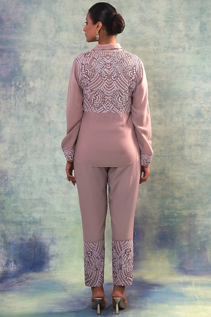 Mauve Muslin Applique Work Co-Ord Set by Sonia Khatri at Pernia's Pop Up Shop