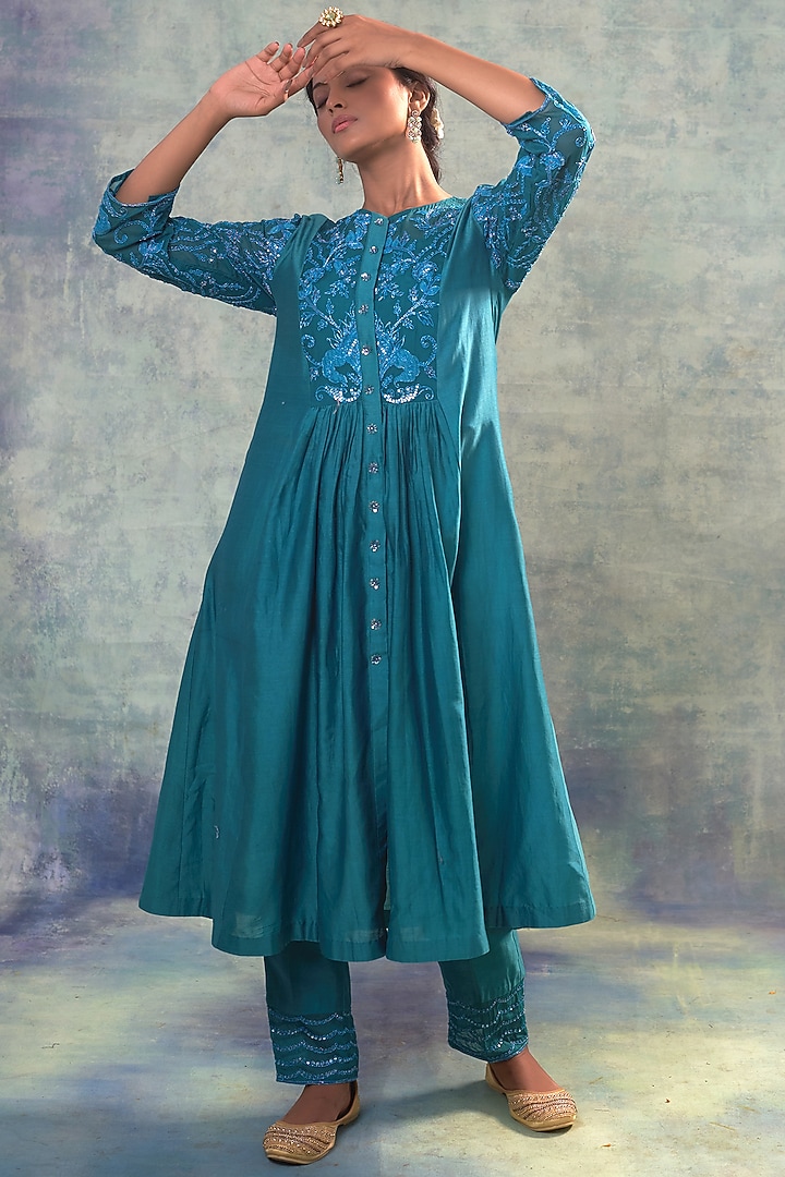 Deep Aqua Summer Silk Applique Work & Hand Embroidered Kurta Set by Sonia Khatri at Pernia's Pop Up Shop