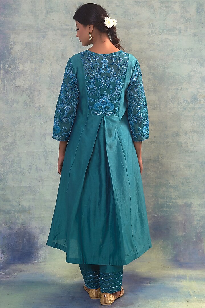 Deep Aqua Summer Silk Applique Work & Hand Embroidered Kurta Set by Sonia Khatri at Pernia's Pop Up Shop