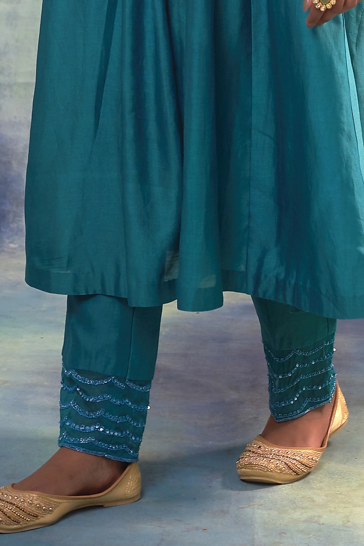 Deep Aqua Summer Silk Applique Work & Hand Embroidered Kurta Set by Sonia Khatri at Pernia's Pop Up Shop