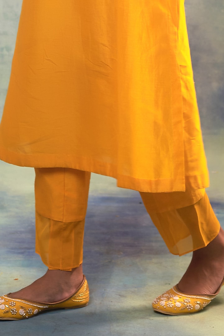 Yellow Summer Silk Applique Work & Hand Embroidered Kurta Set by Sonia Khatri at Pernia's Pop Up Shop