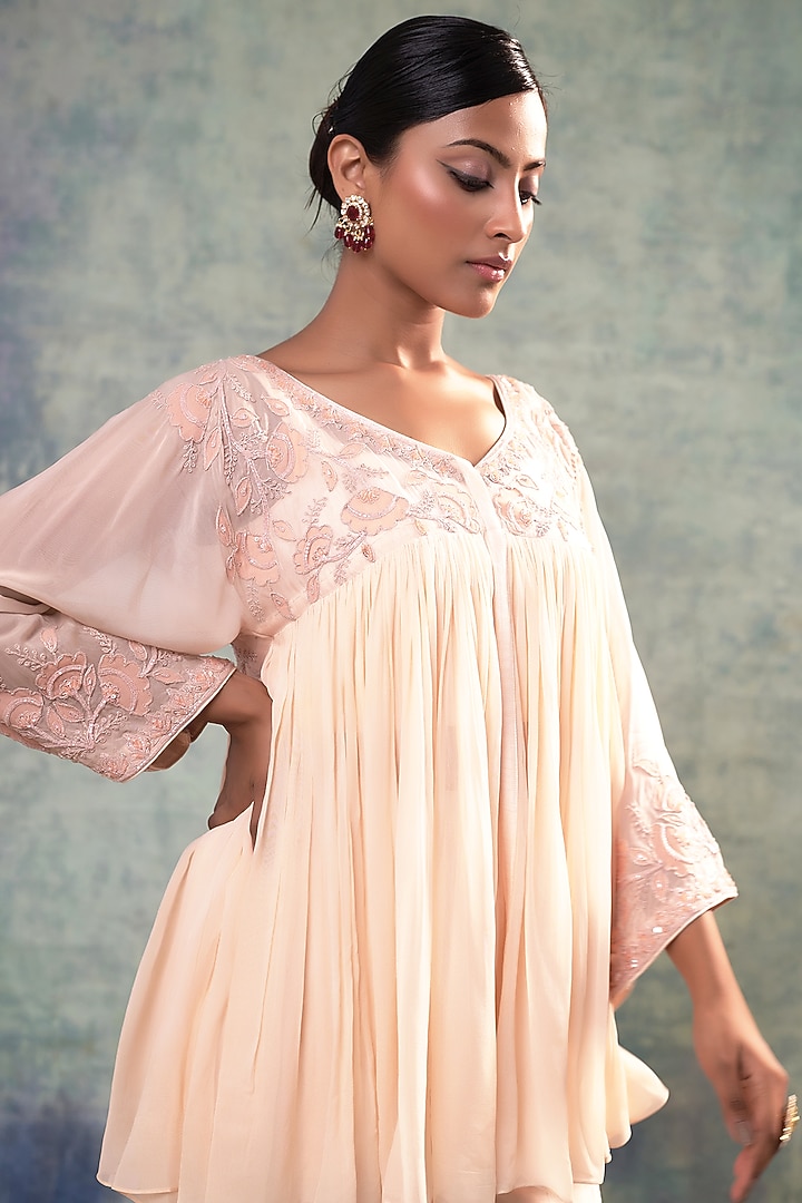 Peach Georgette & Silk Co-Ord Set by Sonia Khatri at Pernia's Pop Up Shop