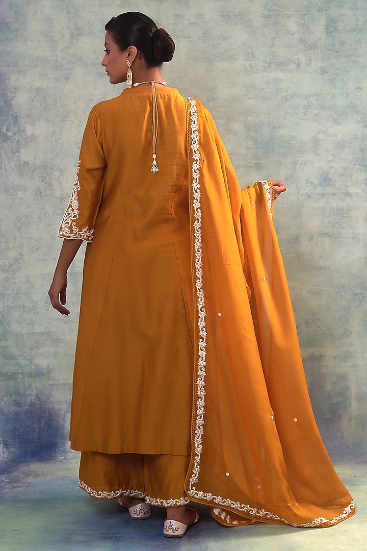 Mustard Summer Silk Hand Embroidered Kurta Set by Sonia Khatri at Pernia's Pop Up Shop