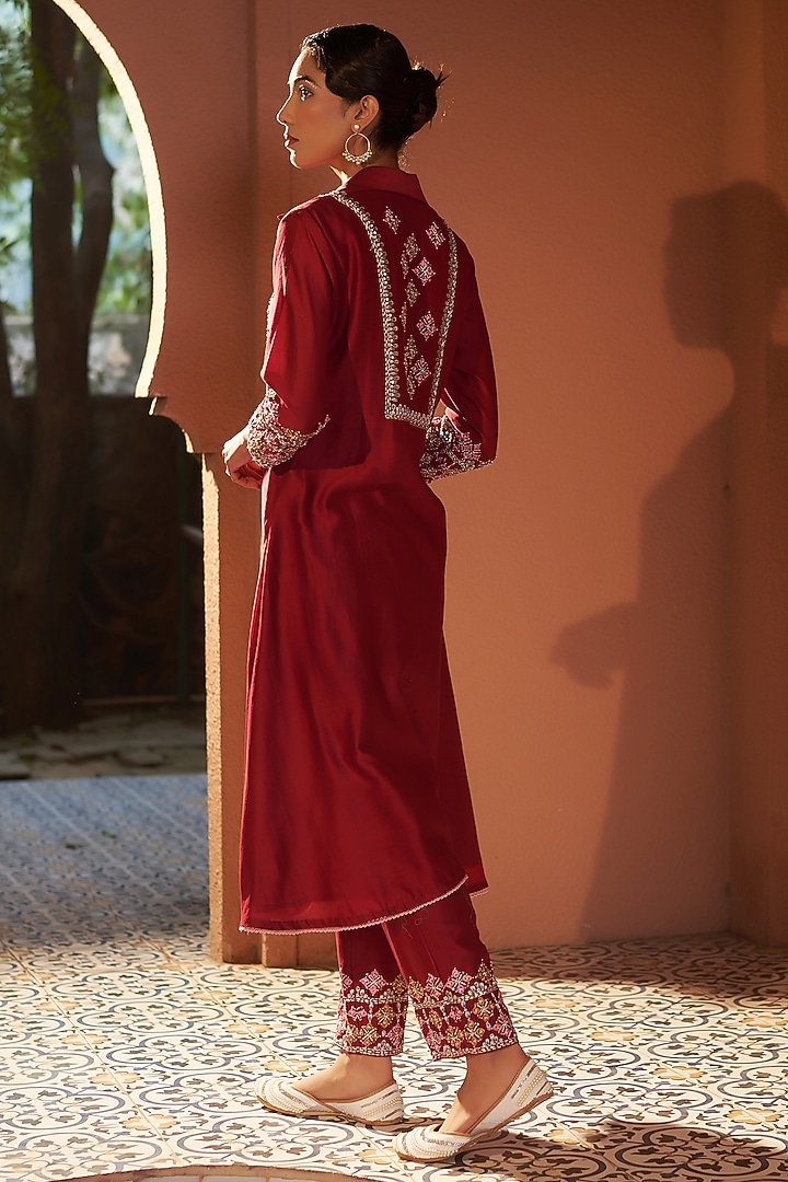 Maroon Summer Silk Resham Embroidered High-Low Kurta Set by Sonia Khatri at Pernia's Pop Up Shop
