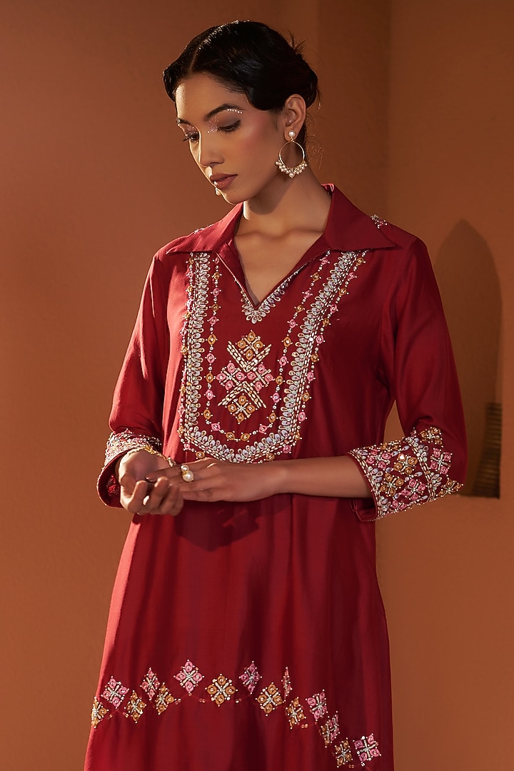 Maroon Summer Silk Resham Embroidered High-Low Kurta Set by Sonia Khatri at Pernia's Pop Up Shop