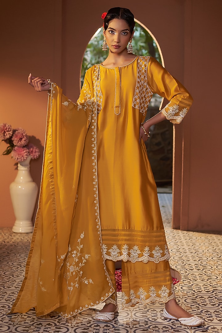Mustard Summer Silk Pearl Embroidered Kurta Set by Sonia Khatri at Pernia's Pop Up Shop