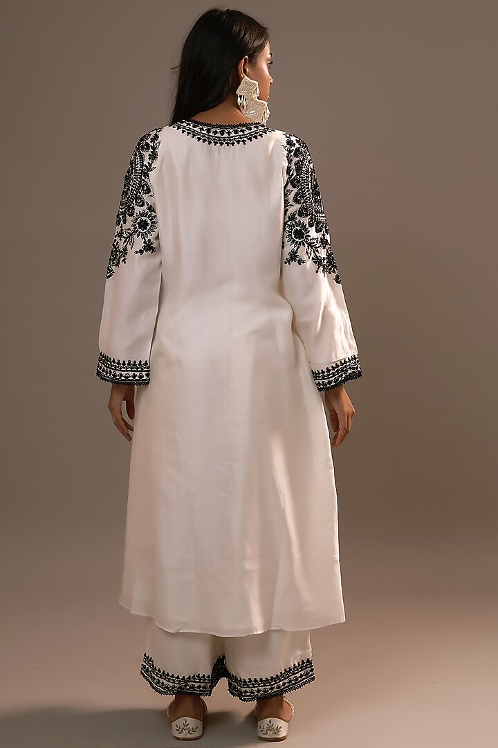 White Summer Silk Sequins Hand & Machine Embroidered Kurta Set by Sonia Khatri at Pernia's Pop Up Shop