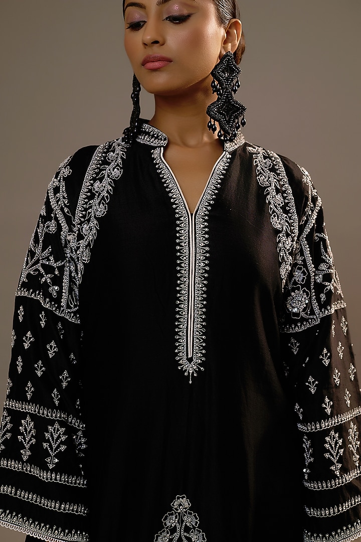 Black Summer Silk Sequins Hand & Machine Embroidered Kurta Set by Sonia Khatri at Pernia's Pop Up Shop