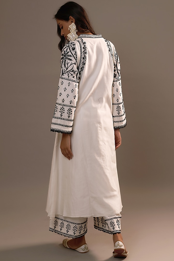 White Summer Silk Sequins Hand & Machine Embroidered Kurta Set by Sonia Khatri at Pernia's Pop Up Shop