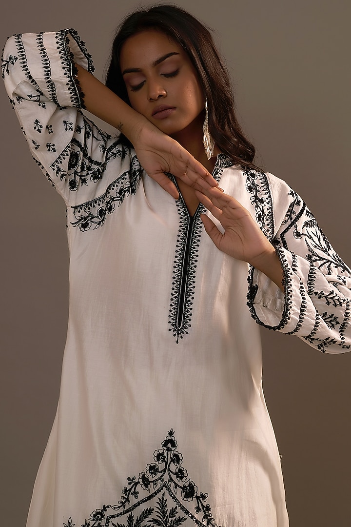 White Summer Silk Sequins Hand & Machine Embroidered Kurta Set by Sonia Khatri at Pernia's Pop Up Shop