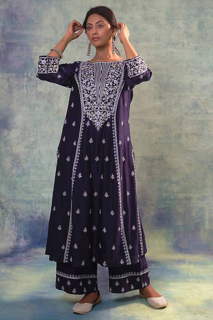 Ebony Blue Summer Silk Mirror Hand Embroidered Kurta Set by Sonia Khatri at Pernia's Pop Up Shop