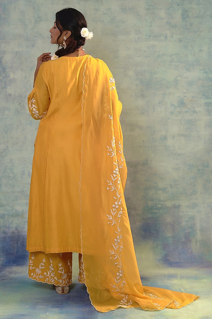 Yellow Summer Silk Cutdana Hand Embroidered Kurta Set by Sonia Khatri at Pernia's Pop Up Shop