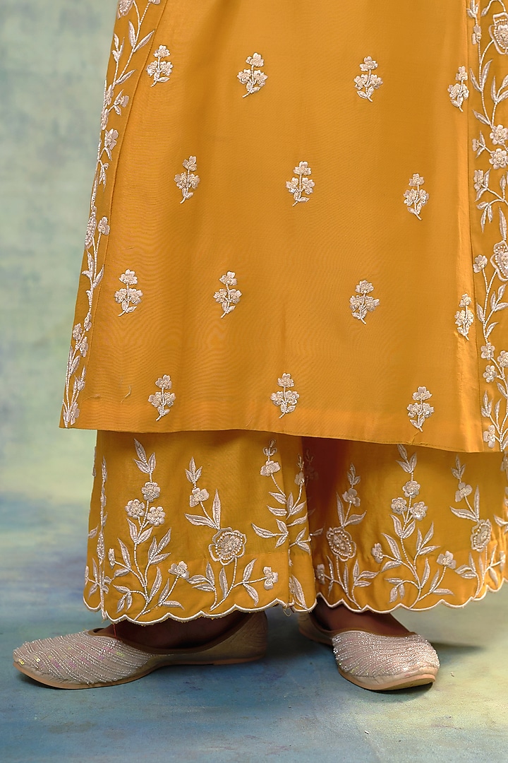 Yellow Summer Silk Cutdana Hand Embroidered Kurta Set by Sonia Khatri at Pernia's Pop Up Shop