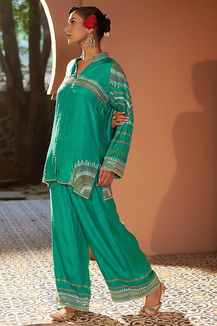 Sea Green Silk Dori Hand Embroidered Co-Ord Set by Sonia Khatri at Pernia's Pop Up Shop