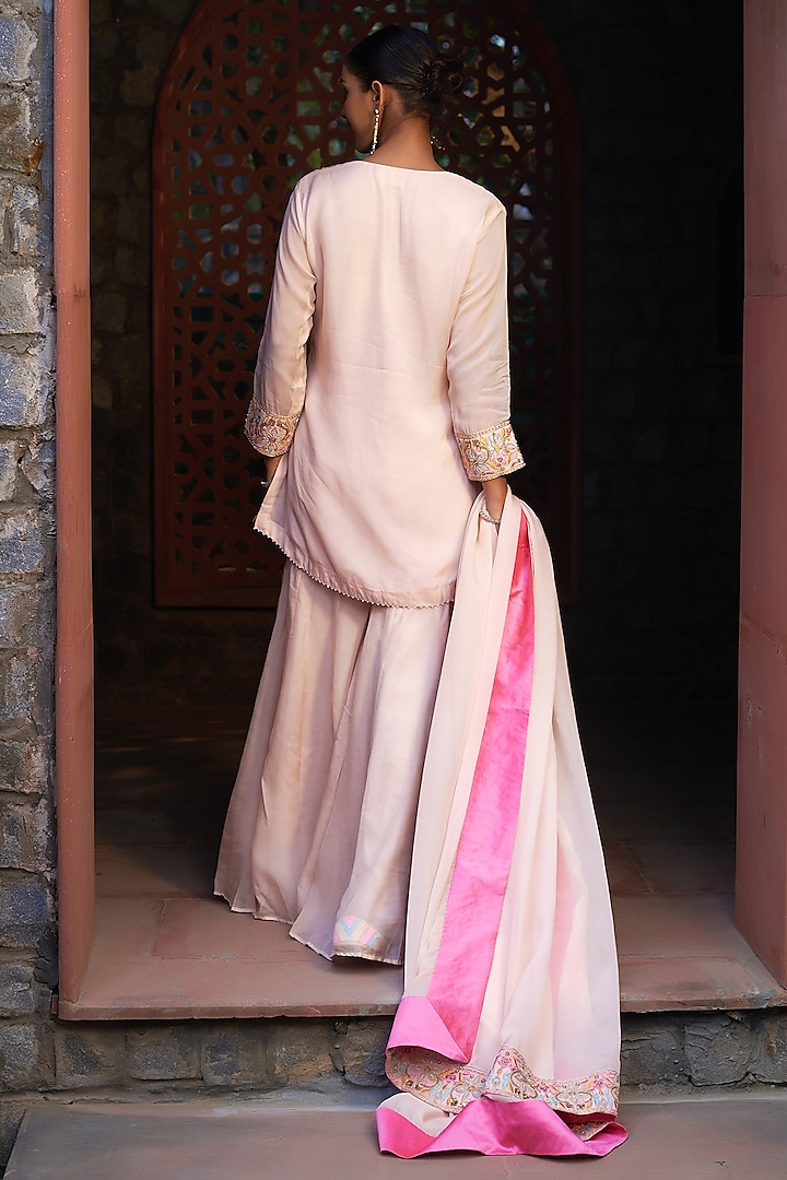 Pale Pink Organza Hand & Machine Embroidered Kurta Set by Sonia Khatri at Pernia's Pop Up Shop