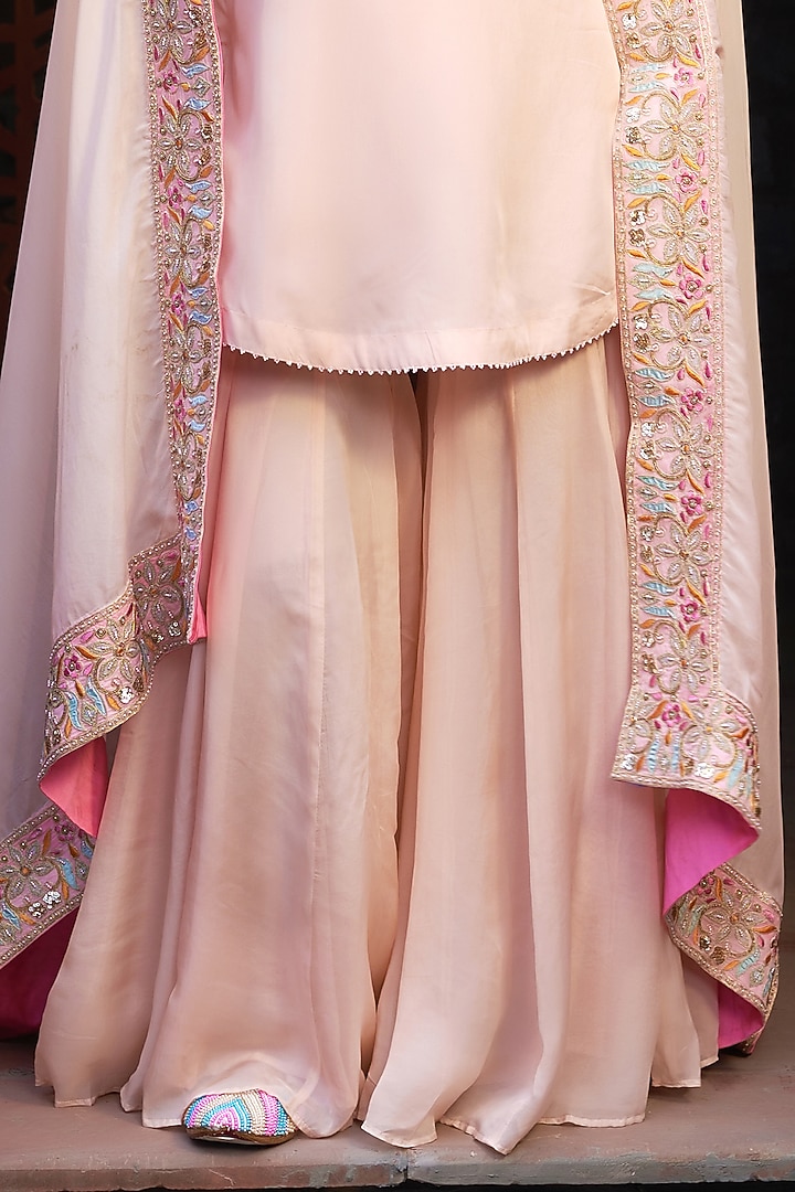 Pale Pink Organza Hand & Machine Embroidered Kurta Set by Sonia Khatri at Pernia's Pop Up Shop