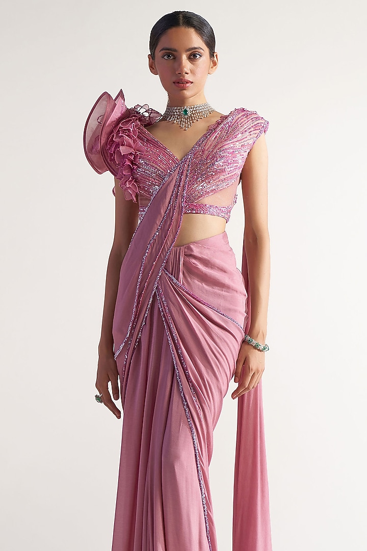 Onion Pink Net & Chiffon Draped Reception Saree Set by Sulakshana Monga at Pernia's Pop Up Shop