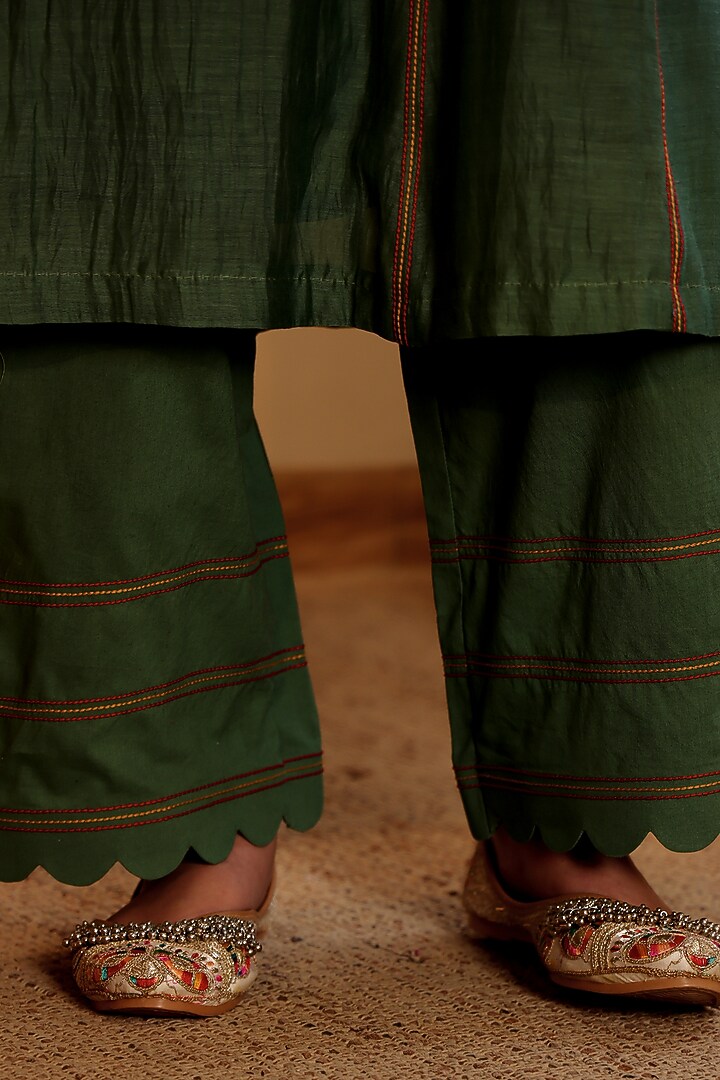 Green Mul Chanderi Kurta Set by Sonali Methi at Pernia's Pop Up Shop