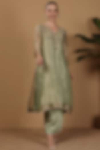 Sage Green Tissue Hand Embroidered Kurta Set by Sonali Methi at Pernia's Pop Up Shop