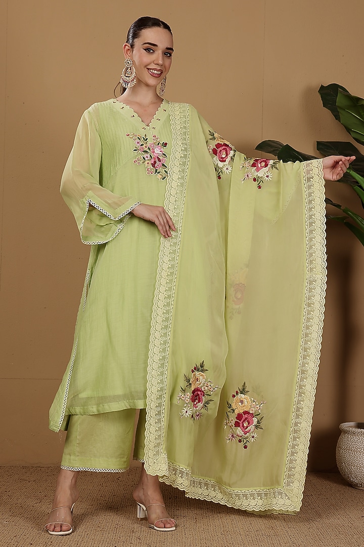 Lime Mul Chanderi Hand Embroidered Kurta Set by Sonali Methi at Pernia's Pop Up Shop