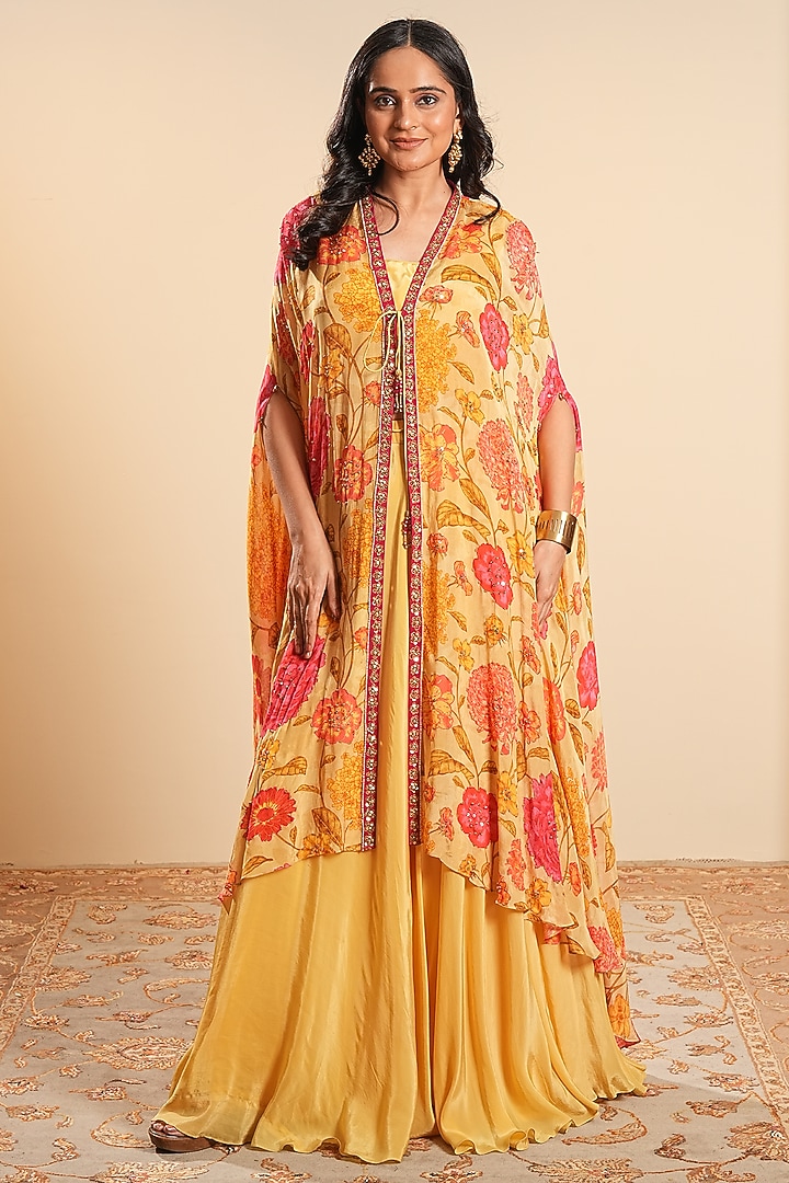 Yellow Chinon Floral Printed Cape Set by Sonali Methi at Pernia's Pop Up Shop