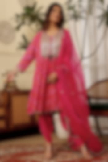 Rani Pink Chinon Hand Embroidered Bandhani Kurta Set by Sonali Methi at Pernia's Pop Up Shop