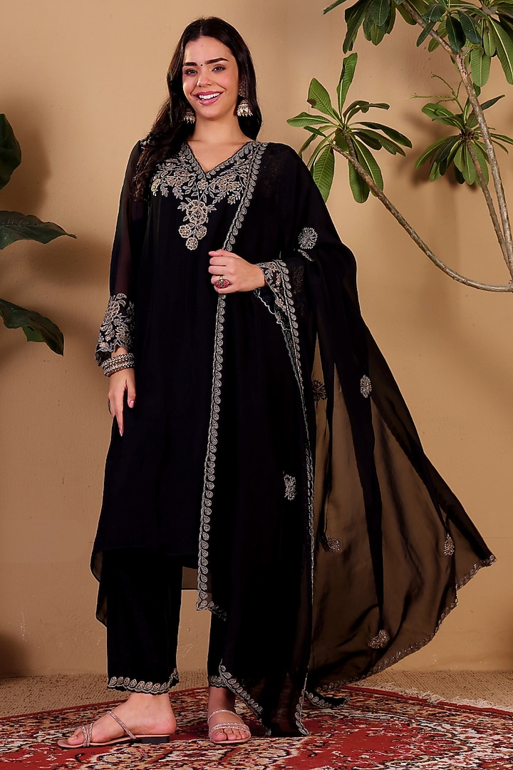 Black Organza Hand Embroidered Kurta Set by Sonali Methi at Pernia's Pop Up Shop