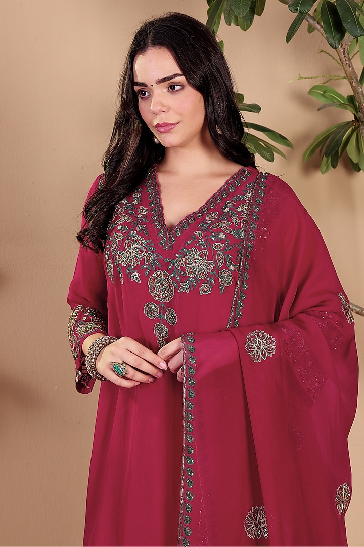 Cherry Red Organza Hand Embroidered Kurta Set by Sonali Methi at Pernia's Pop Up Shop