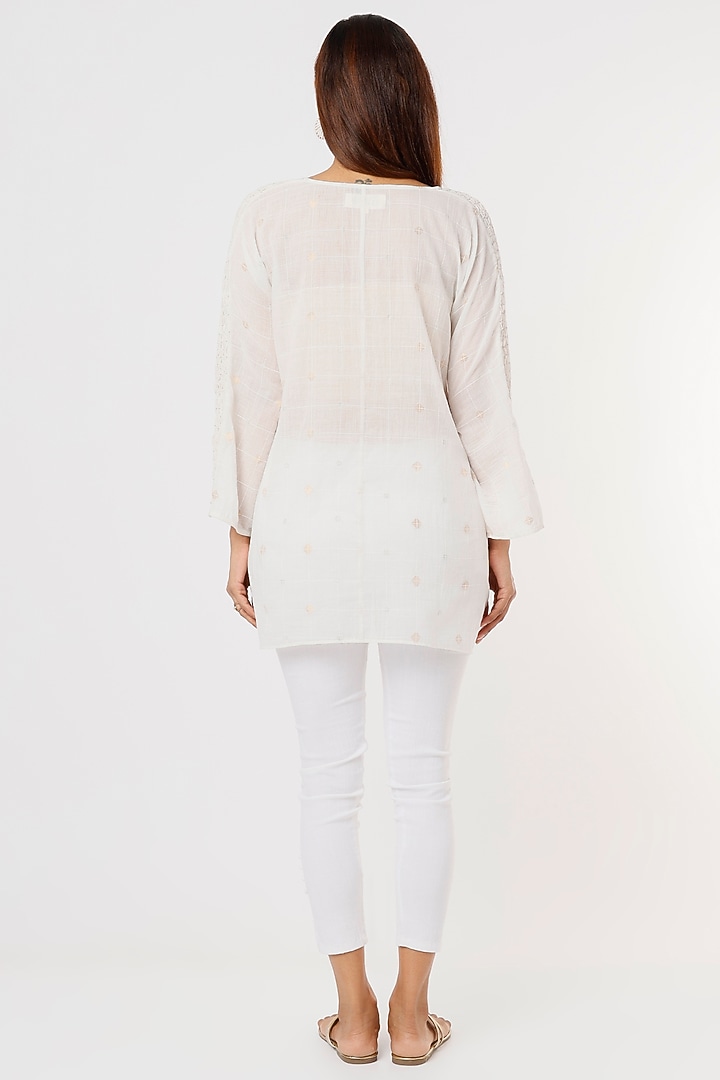 White Hand Embroidered Kimono Top by Sonica Sarna at Pernia's Pop Up Shop