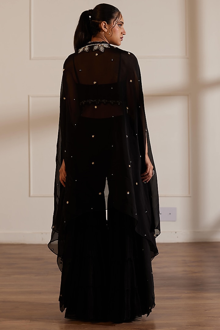 Black Organza Embellished Cape Set by SONAL PASRIJA at Pernia's Pop Up Shop