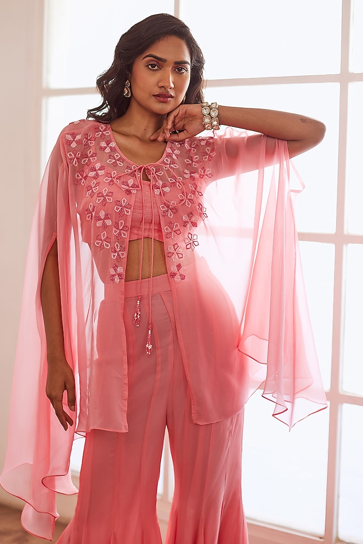 Peachish-Pink Organza Embellished Cape Set by SONAL PASRIJA at Pernia's Pop Up Shop
