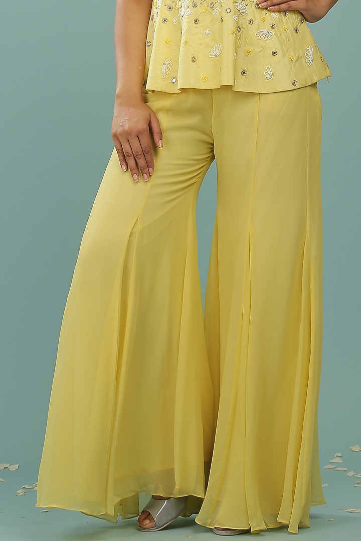Lemon Yellow Organza Party Wear Sharara Set by SONAL PASRIJA at Pernia's Pop Up Shop