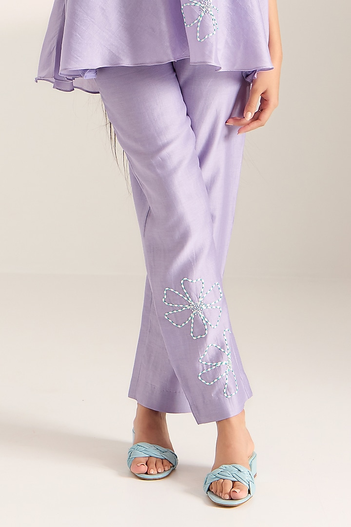 Lilac Chanderi Hand Embroidered Co-Ord Set by Sonal Pasrija at Pernia's Pop Up Shop