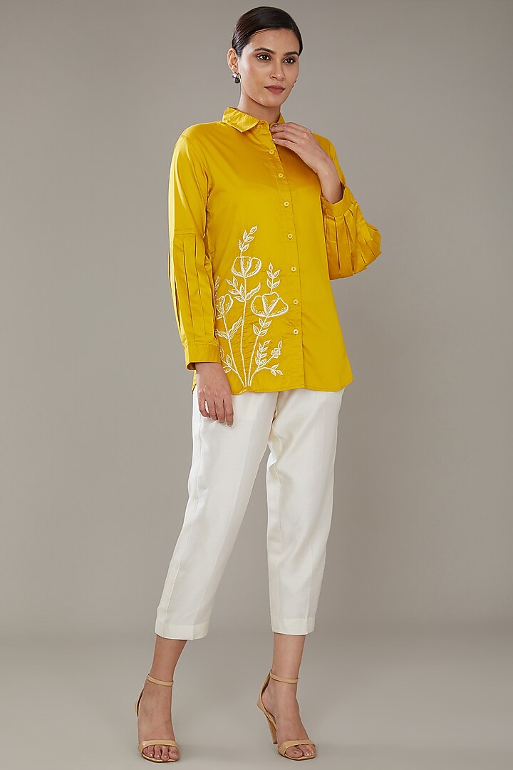 Off-white Chanderi Co-Ord Set by SONAL PASRIJA at Pernia's Pop Up Shop