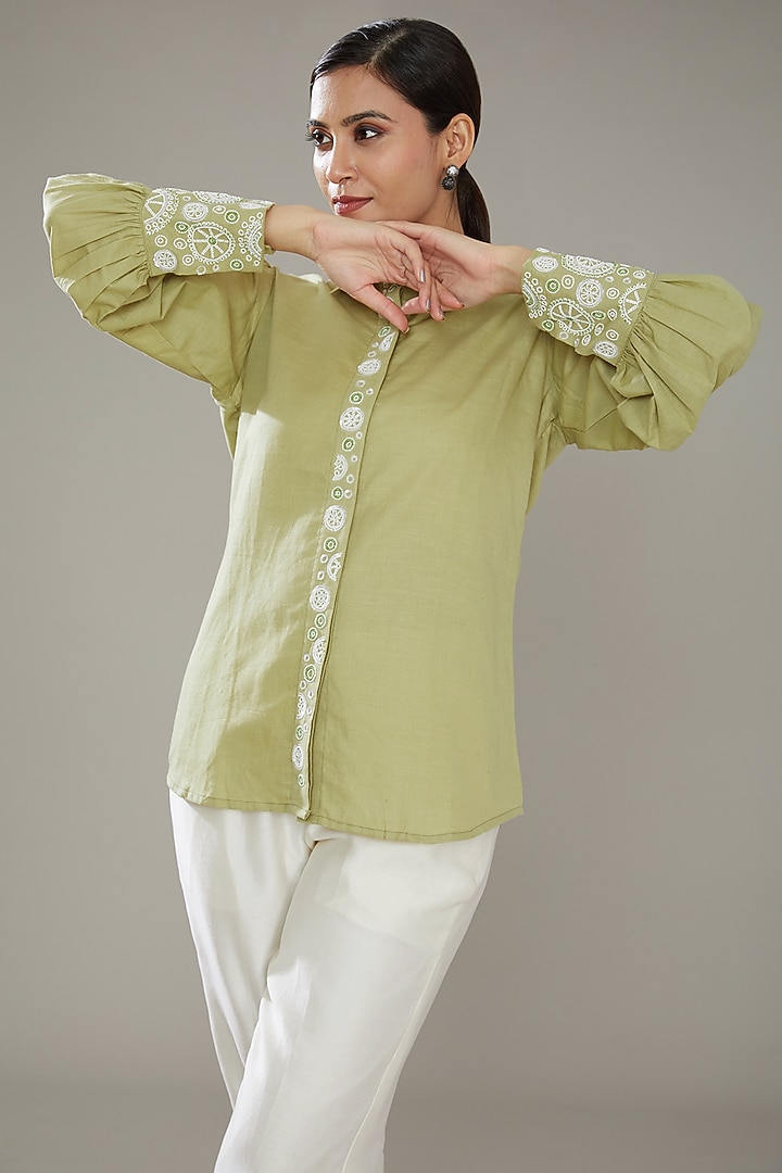 Off-White Chanderi Co-Ord Set by SONAL PASRIJA at Pernia's Pop Up Shop