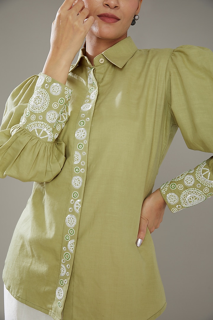 Off-White Chanderi Co-Ord Set by SONAL PASRIJA at Pernia's Pop Up Shop