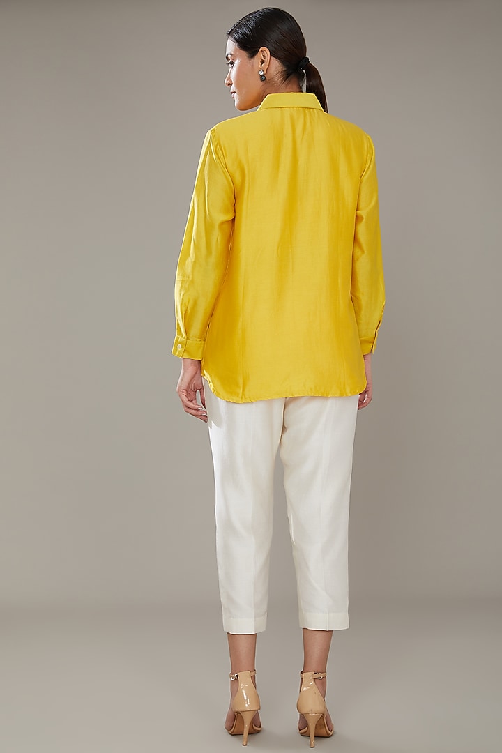 Off-White Chanderi Co-Ord Set by SONAL PASRIJA at Pernia's Pop Up Shop
