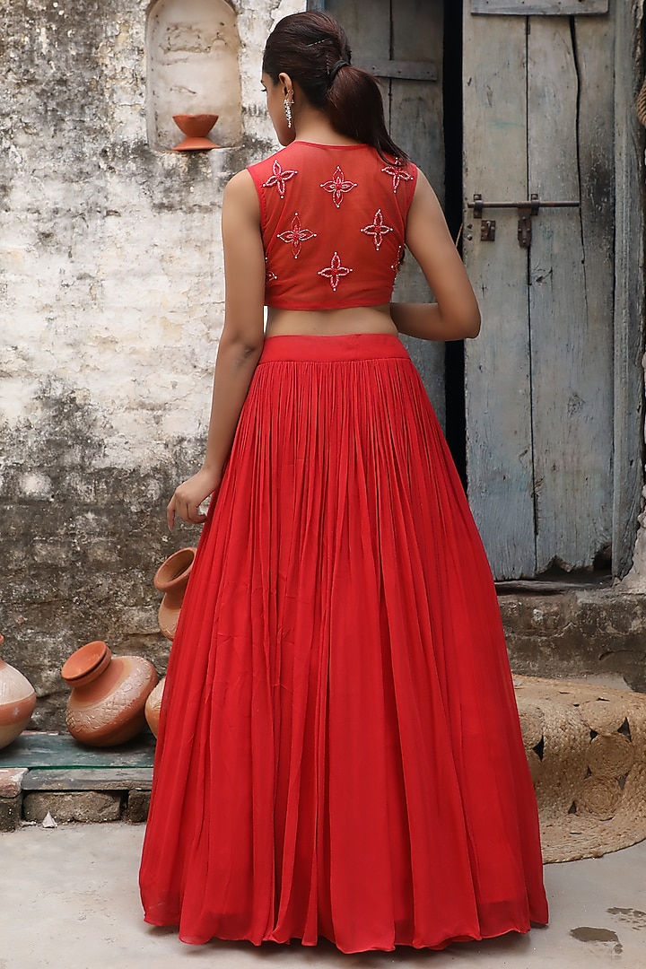 Red Georgette Gathered Wedding Lehenga Set by SONAL PASRIJA at Pernia's Pop Up Shop