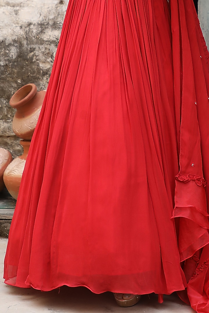 Red Georgette Gathered Wedding Lehenga Set by SONAL PASRIJA at Pernia's Pop Up Shop