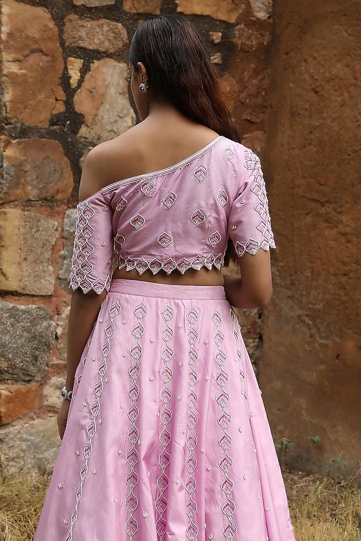 Lilac Hand Embroidered Wedding Lehenga Set by SONAL PASRIJA at Pernia's Pop Up Shop