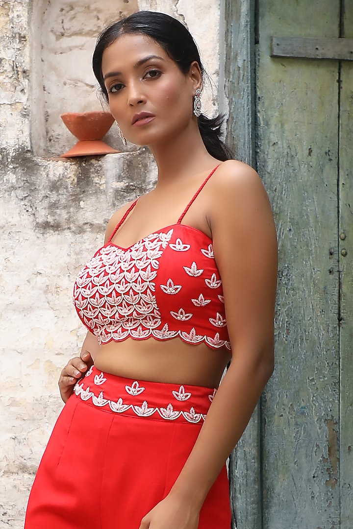 Red Georgette Gharara Set by SONAL PASRIJA at Pernia's Pop Up Shop