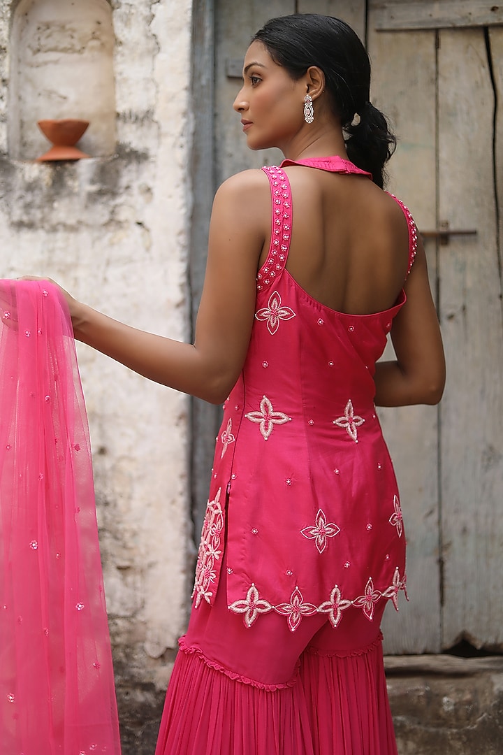 Fuchsia Georgette Gharara Set by SONAL PASRIJA at Pernia's Pop Up Shop