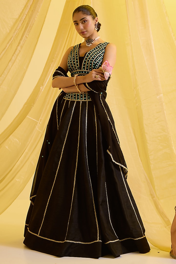 Black Silk Kalidar Wedding Lehenga Set by SONAL PASRIJA at Pernia's Pop Up Shop