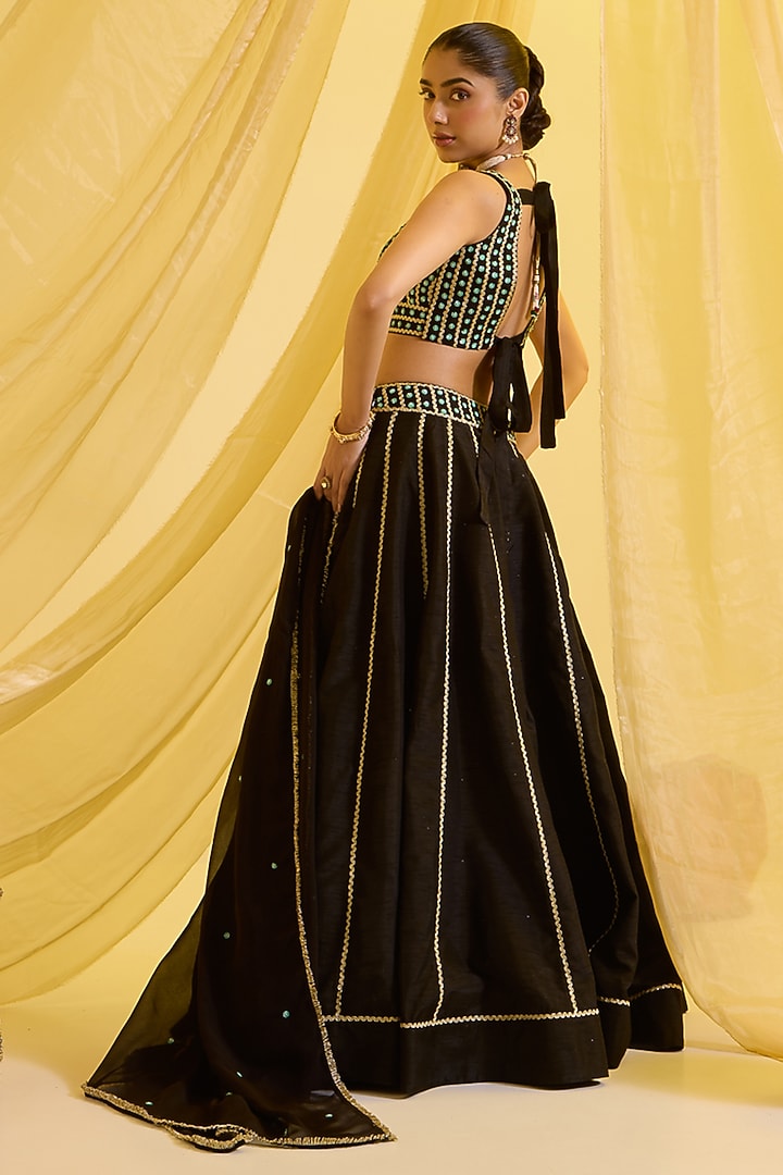 Black Silk Kalidar Wedding Lehenga Set by SONAL PASRIJA at Pernia's Pop Up Shop