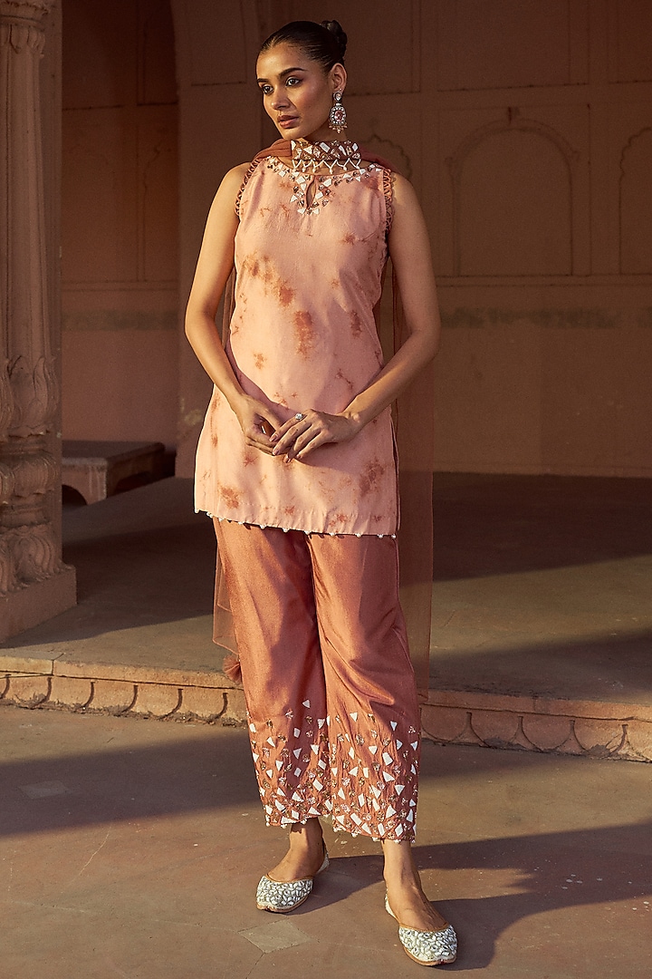 Beige & Brown Silk Tie-Dye Hand Embroidered Kurta Set by SONAL PASRIJA at Pernia's Pop Up Shop