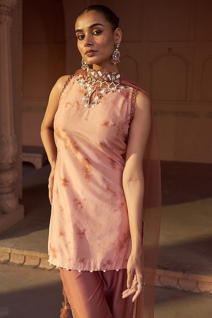 Beige & Brown Silk Tie-Dye Hand Embroidered Kurta Set by SONAL PASRIJA at Pernia's Pop Up Shop