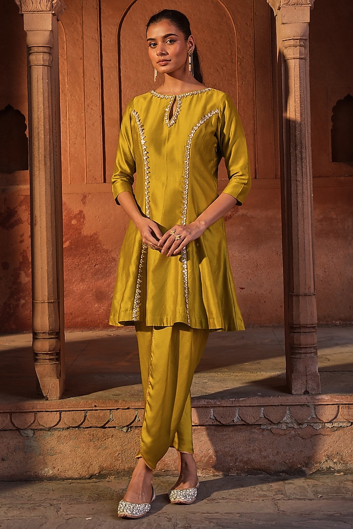 Lime Green Chanderi & Satin Hand Embroidered Kalidar Short Kurta Set by SONAL PASRIJA at Pernia's Pop Up Shop